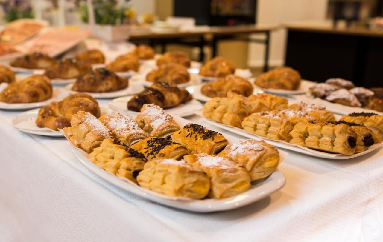 Hotel Nadal Lleida Zewnętrze zdjęcie